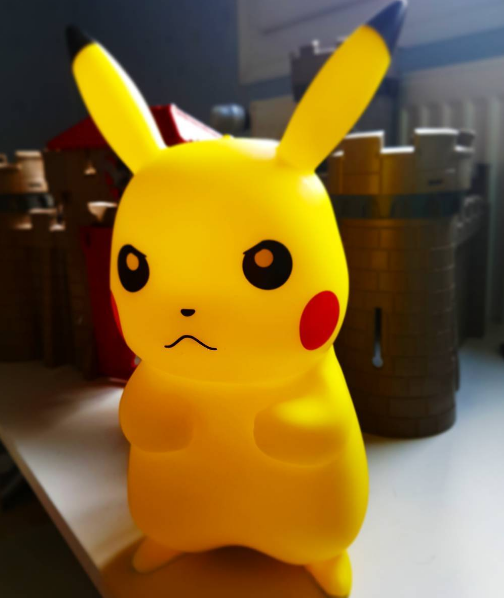 Réveil Pokemon Pikachu avec LED, figurine de jeu Kawaii